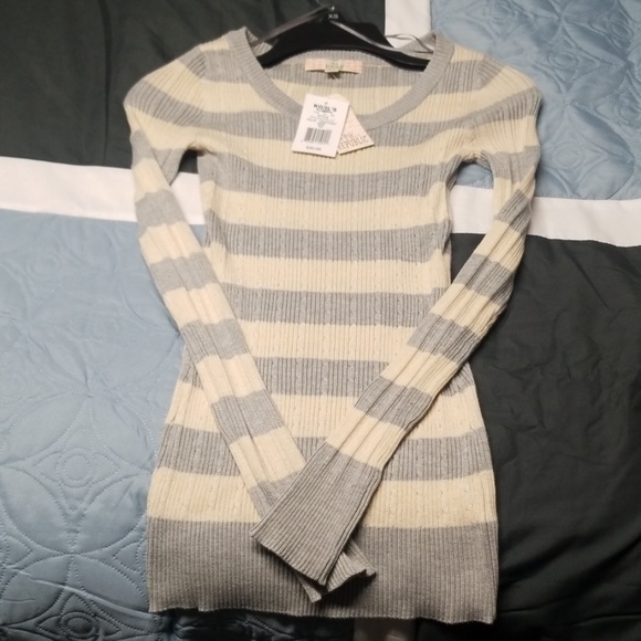 Pink Republic Tops - Pink republic sweater